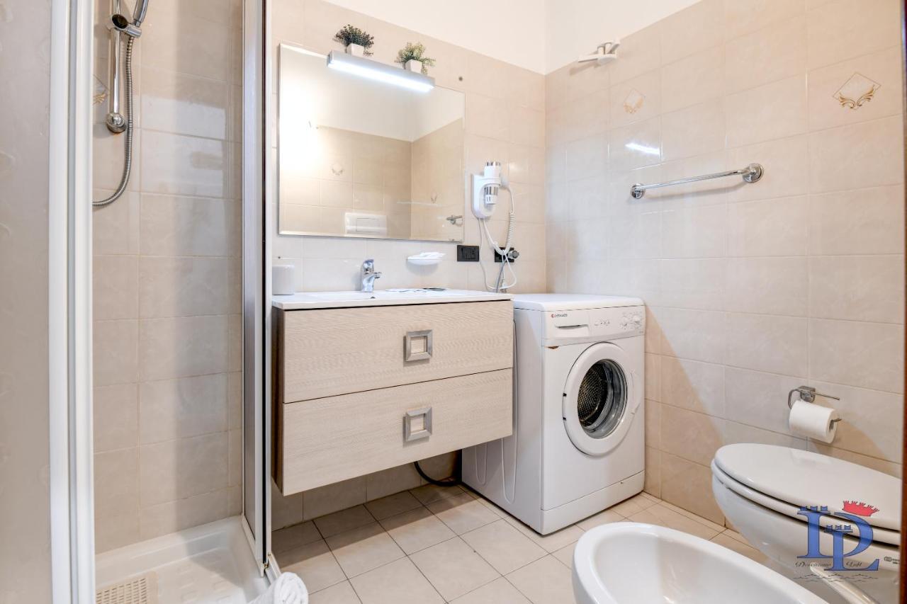 Desenzanoloft Le Petit Bijou - Restyling 2025 - Downtown デセンツァーノ・デル・ガルダ エクステリア 写真